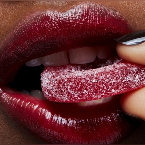 MAC | Lustreglass Sheer-Shine Lipstick – Lady Bug 510 (Tomato Red) | NIB - Picture 3 of 7